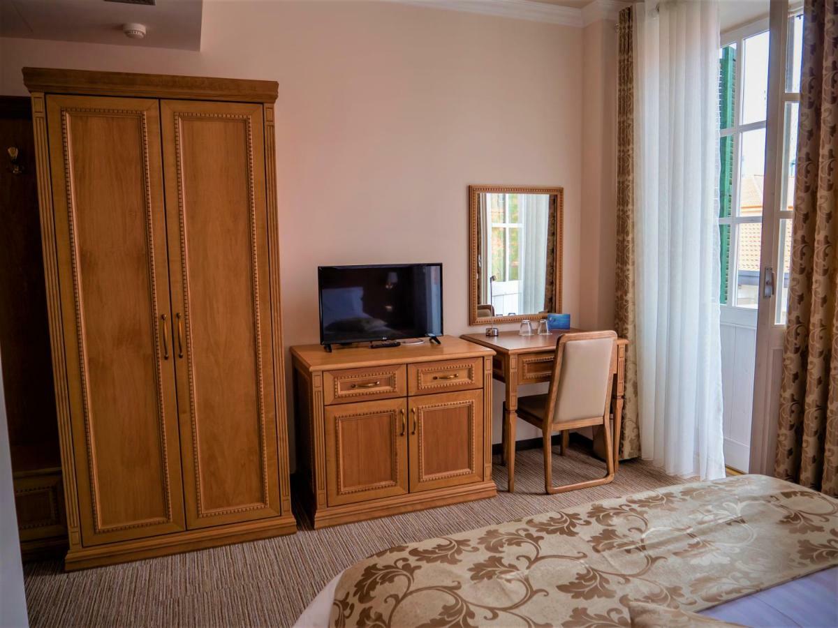 Hotel Boka 티라나 외부 사진