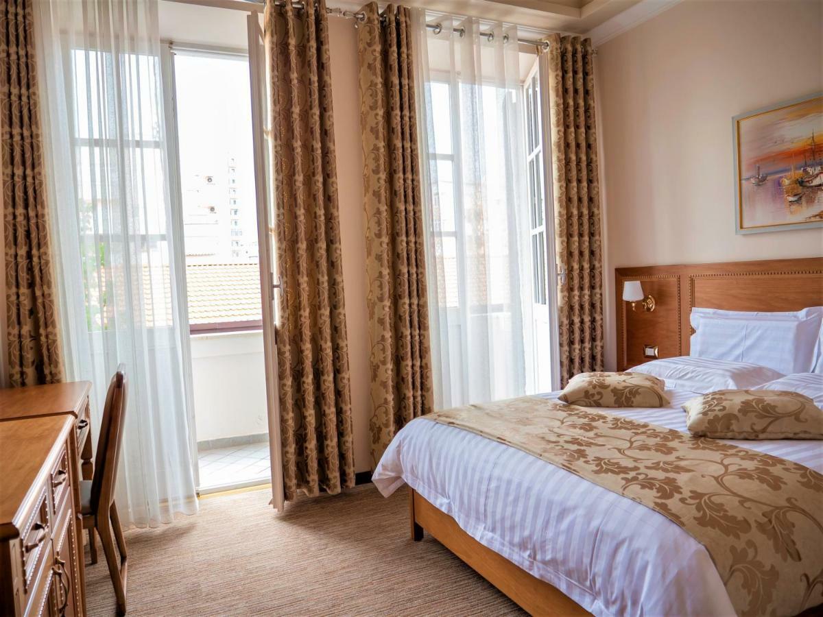 Hotel Boka 티라나 외부 사진