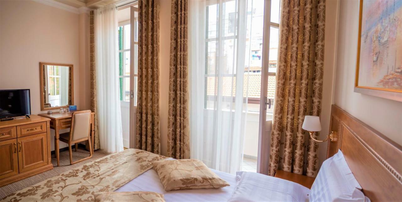Hotel Boka 티라나 외부 사진