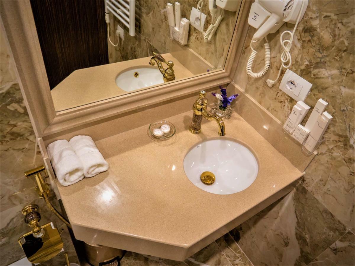 Hotel Boka 티라나 외부 사진